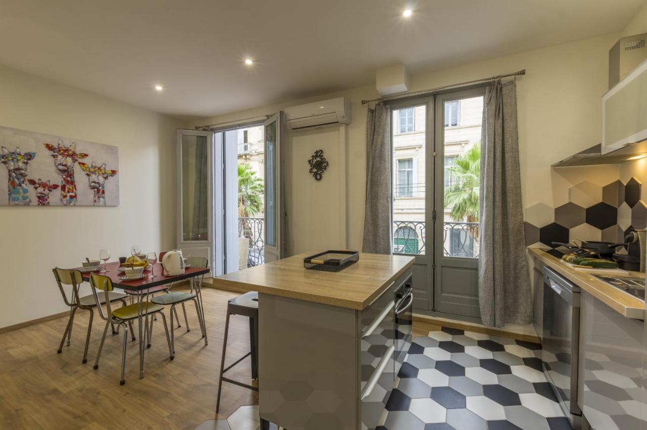 Coeur De Ville - Premiere Conciergerie Apartment Montpellier Luaran gambar